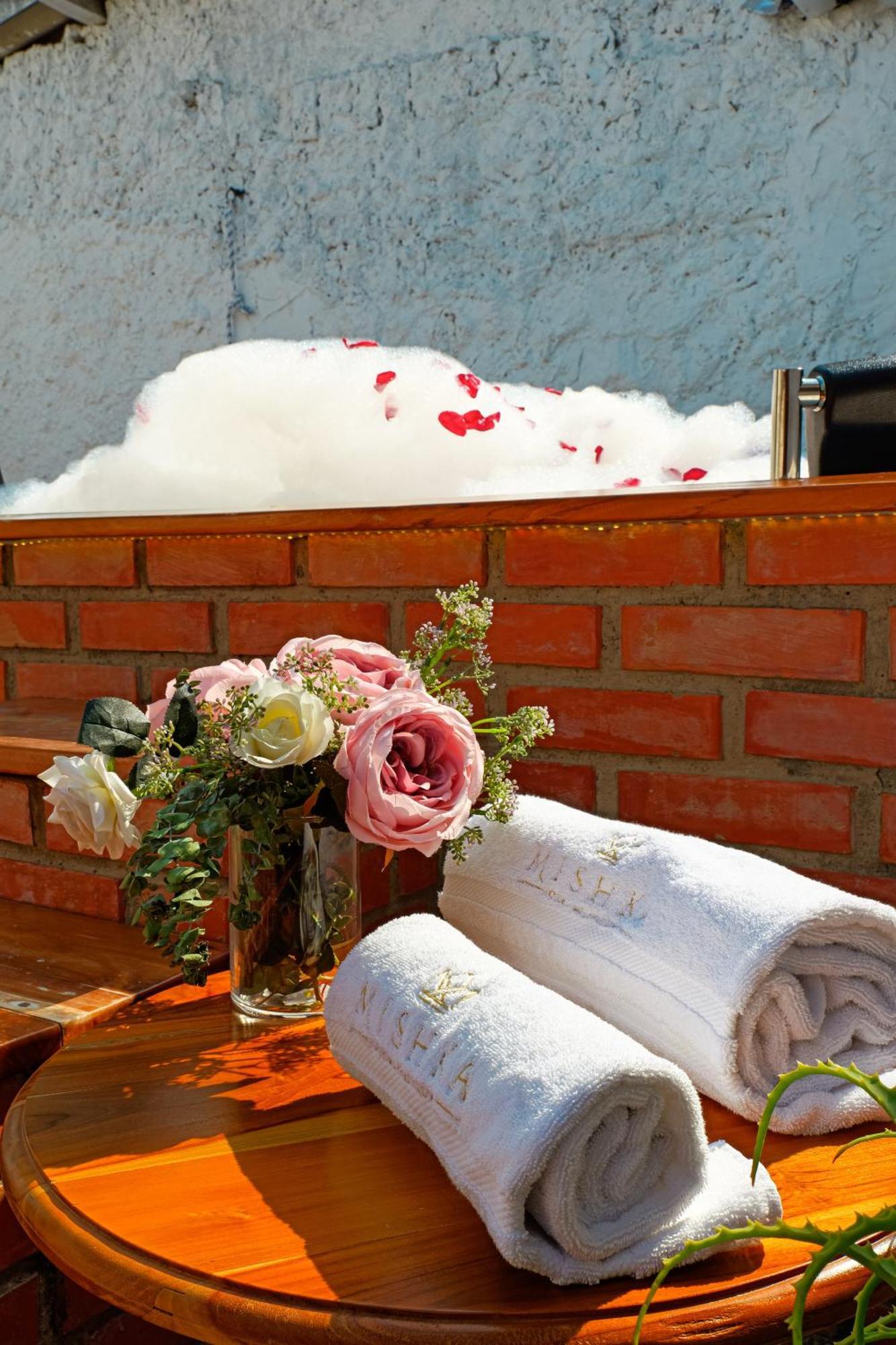 Hotel Mishka Boutique Habitación 102 *